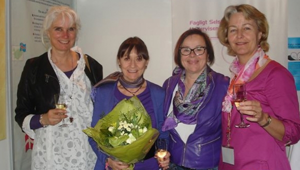 Julie Staun receives award